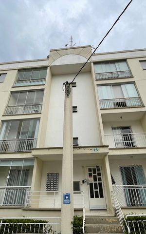 Apartamento para alugar com 70m², 3 quartos e 1 vaga Apartamento para alugar com 70m², 3 quartos e 1 vagaFachada do bloco