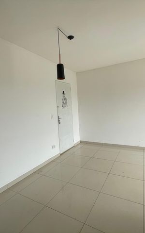 Apartamento para alugar com 70m², 3 quartos e 1 vaga Apartamento para alugar com 70m², 3 quartos e 1 vagaSala