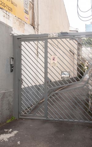 Casa à venda com 234m², 3 quartos e sem vagaFachada do condomínio