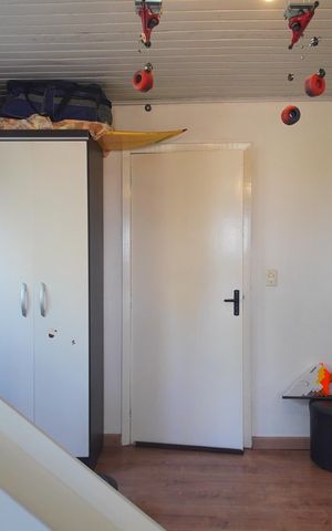 Casa à venda com 169m², 2 quartos e 1 vagaQuarto