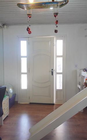 Casa à venda com 169m², 2 quartos e 1 vagaQuarto