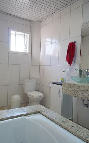 Casa à venda com 169m², 2 quartos e 1 vagaBanheiro da Suíte