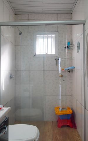 Casa à venda com 169m², 2 quartos e 1 vagaBanheiro Social