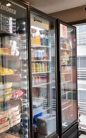 Apartamento à venda com 64m², 1 quarto e 1 vaga Apartamento à venda com 64m², 1 quarto e 1 vagaÁrea comum - Mercadinho