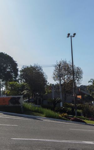 Casa de condomínio para alugar com 1500m², 4 quartos e 12 vagasVista da Rua