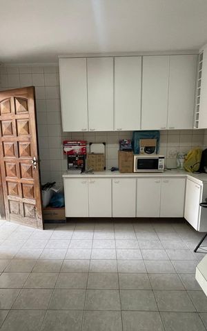 Casa para alugar com 64m², 2 quartos e sem vaga Casa para alugar com 64m², 2 quartos e sem vagaCozinha