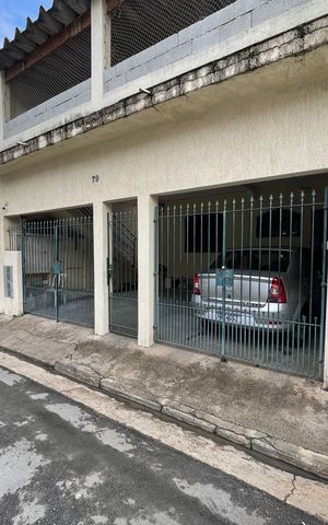 Casa para alugar com 64m², 2 quartos e sem vaga Casa para alugar com 64m², 2 quartos e sem vagaFachada