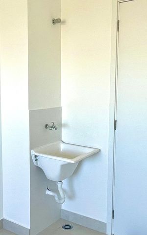 Apartamento para alugar com 32m², 2 quartos e sem vaga Apartamento para alugar com 32m², 2 quartos e sem vagaÁrea de Serviço