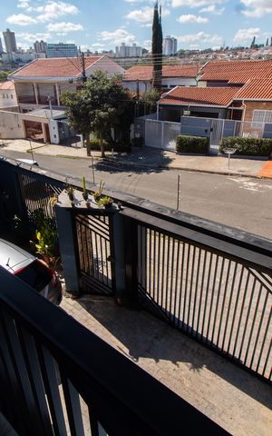 Casa à venda com 240m², 3 quartos e 4 vagas Casa à venda com 240m², 3 quartos e 4 vagasVista da Sacada da Suíte