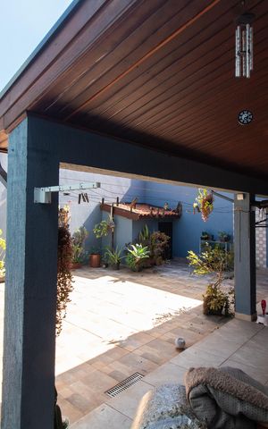 Casa à venda com 240m², 3 quartos e 4 vagas Casa à venda com 240m², 3 quartos e 4 vagasÁrea comum