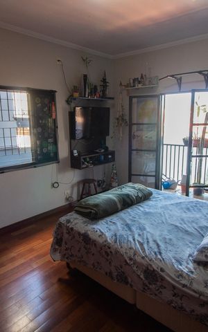 Casa à venda com 240m², 3 quartos e 4 vagas Casa à venda com 240m², 3 quartos e 4 vagasQuarto 2