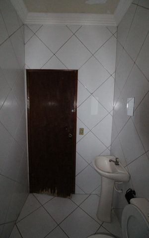 Casa para alugar com 70m², 2 quartos e 1 vagaBanheiro
