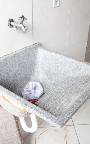 Casa para alugar com 70m², 2 quartos e 1 vagaÁrea de Serviço