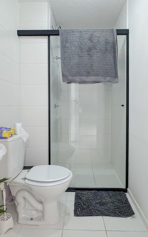 Apartamento à venda com 35m², 2 quartos e sem vaga Apartamento à venda com 35m², 2 quartos e sem vagaBanheiro
