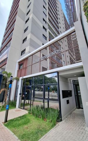 Studio para alugar com 24m², 1 quarto e sem vaga Studio para alugar com 24m², 1 quarto e sem vagaFachada
