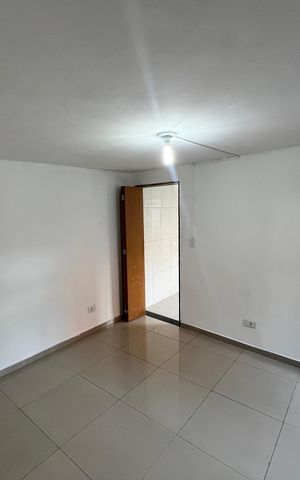 Casa de condomínio para alugar com 50m², 1 quarto e sem vagaQuarto