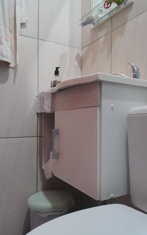 Casa à venda com 124m², 2 quartos e 2 vagasBanheiro 2