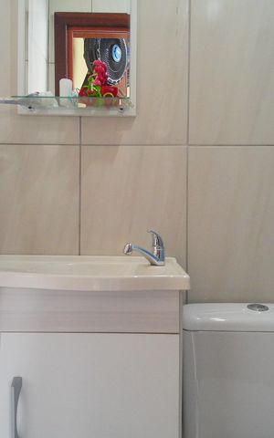 Casa à venda com 124m², 2 quartos e 2 vagasBanheiro 2