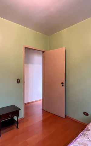 Casa à venda com 250m², 4 quartos e 5 vagas Casa à venda com 250m², 4 quartos e 5 vagasQuarto 2