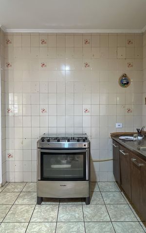 Casa à venda com 250m², 4 quartos e 5 vagas Casa à venda com 250m², 4 quartos e 5 vagasCozinha