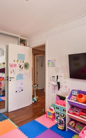 Apartamento à venda com 229m², 4 quartos e 4 vagasQuarto 1