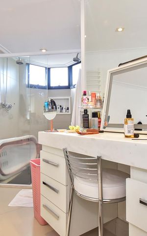 Apartamento à venda com 229m², 4 quartos e 4 vagasBanheiro Suíte 4