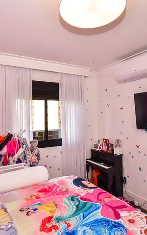 Apartamento à venda com 229m², 4 quartos e 4 vagasQuarto 2