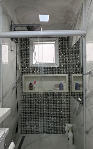 Apartamento à venda com 63m², 2 quartos e 2 vagas Apartamento à venda com 63m², 2 quartos e 2 vagasBanheiro da suíte