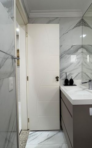 Apartamento à venda com 63m², 2 quartos e 2 vagas Apartamento à venda com 63m², 2 quartos e 2 vagasBanheiro da suíte