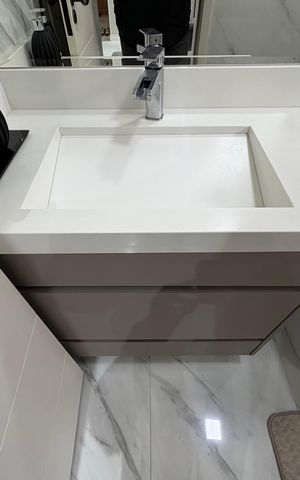 Apartamento à venda com 63m², 2 quartos e 2 vagas Apartamento à venda com 63m², 2 quartos e 2 vagasBanheiro da suíte