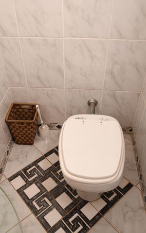 Casa à venda com 230m², 4 quartos e 5 vagasLavabo