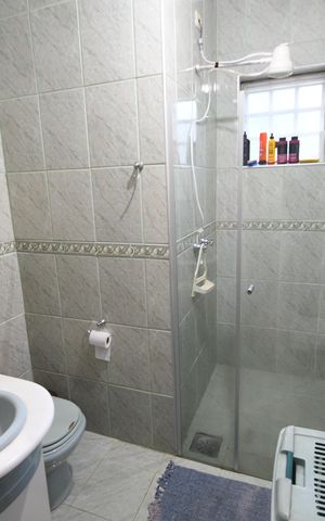Casa à venda com 230m², 4 quartos e 5 vagasBanheiro Suíte 3