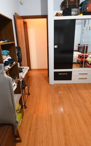 Casa à venda com 230m², 4 quartos e 5 vagasSuíte 2