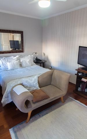 Casa à venda com 284m², 3 quartos e 4 vagas Casa à venda com 284m², 3 quartos e 4 vagasQuarto 3
