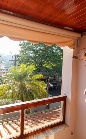 Casa à venda com 284m², 3 quartos e 4 vagas Casa à venda com 284m², 3 quartos e 4 vagasCobertura