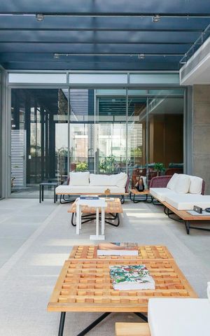 Apartamento à venda com 105m², 3 quartos e 2 vagas Apartamento à venda com 105m², 3 quartos e 2 vagasÁrea comum