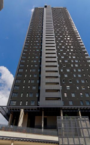 Apartamento à venda com 105m², 3 quartos e 2 vagas Apartamento à venda com 105m², 3 quartos e 2 vagasFachada