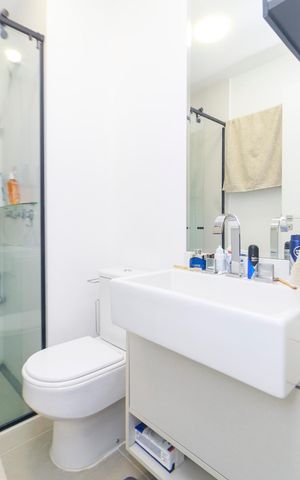 Apartamento à venda com 105m², 3 quartos e 2 vagas Apartamento à venda com 105m², 3 quartos e 2 vagasSuíte 2 - Banheiro