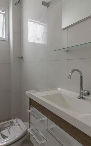 Casa à venda com 194m², 3 quartos e 6 vagas Casa à venda com 194m², 3 quartos e 6 vagasSuíte Banheiro