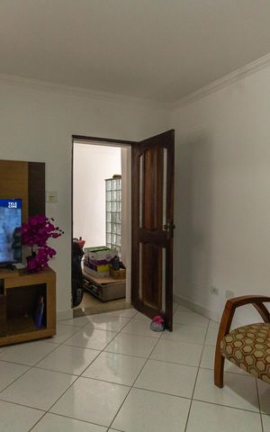 Casa para alugar com 260m², 3 quartos e 3 vagas Casa para alugar com 260m², 3 quartos e 3 vagasSala