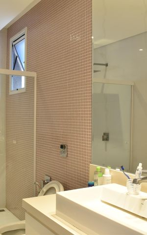 Casa para alugar com 590m², 5 quartos e 6 vagasBanheiro da Suíte 3