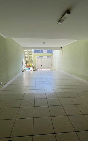 Casa à venda com 233m², 3 quartos e 7 vagasGaragem