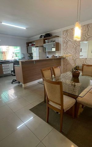 Casa à venda com 233m², 3 quartos e 7 vagasSala de Jantar