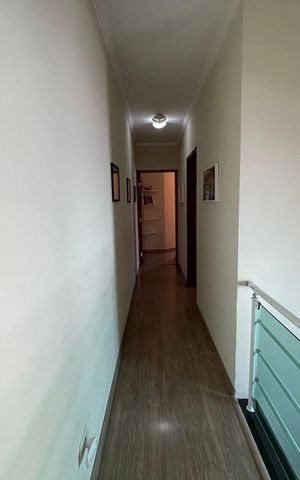 Casa à venda com 233m², 3 quartos e 7 vagasCorredor