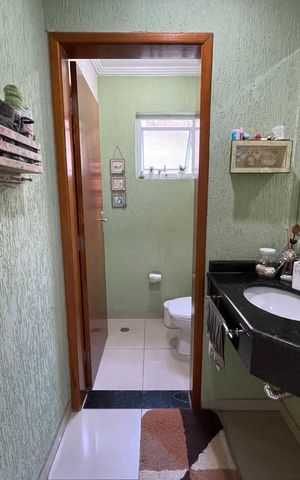 Casa à venda com 233m², 3 quartos e 7 vagasLavabo