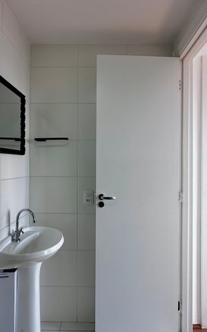 Apartamento para alugar com 37m², 1 quarto e sem vaga Apartamento para alugar com 37m², 1 quarto e sem vagaBanheiro da Suíte