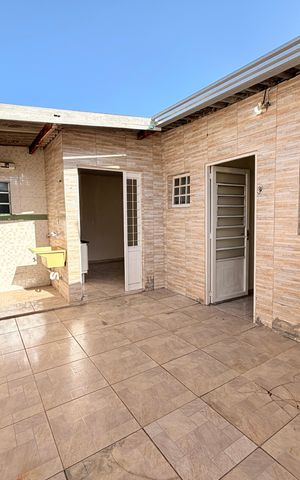Casa para alugar com 60m², 1 quarto e sem vagaQuintal
