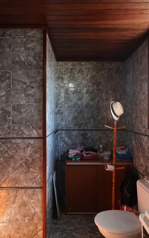 Casa à venda com 173m², 6 quartos e 3 vagasBanheiro da Suíte