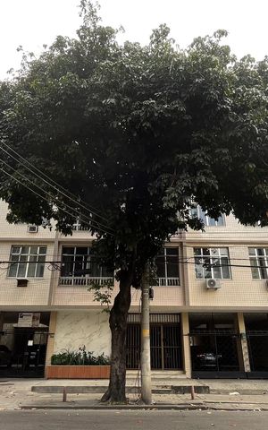 Apartamento à venda com 130m², 3 quartos e 1 vaga Apartamento à venda com 130m², 3 quartos e 1 vagaFachada