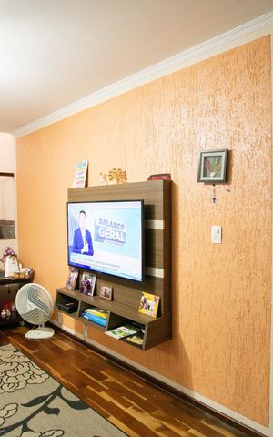 Casa à venda com 99m², 3 quartos e sem vaga Casa à venda com 99m², 3 quartos e sem vagaSala